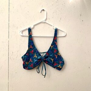 Swim top XL - Multicolored parrots print